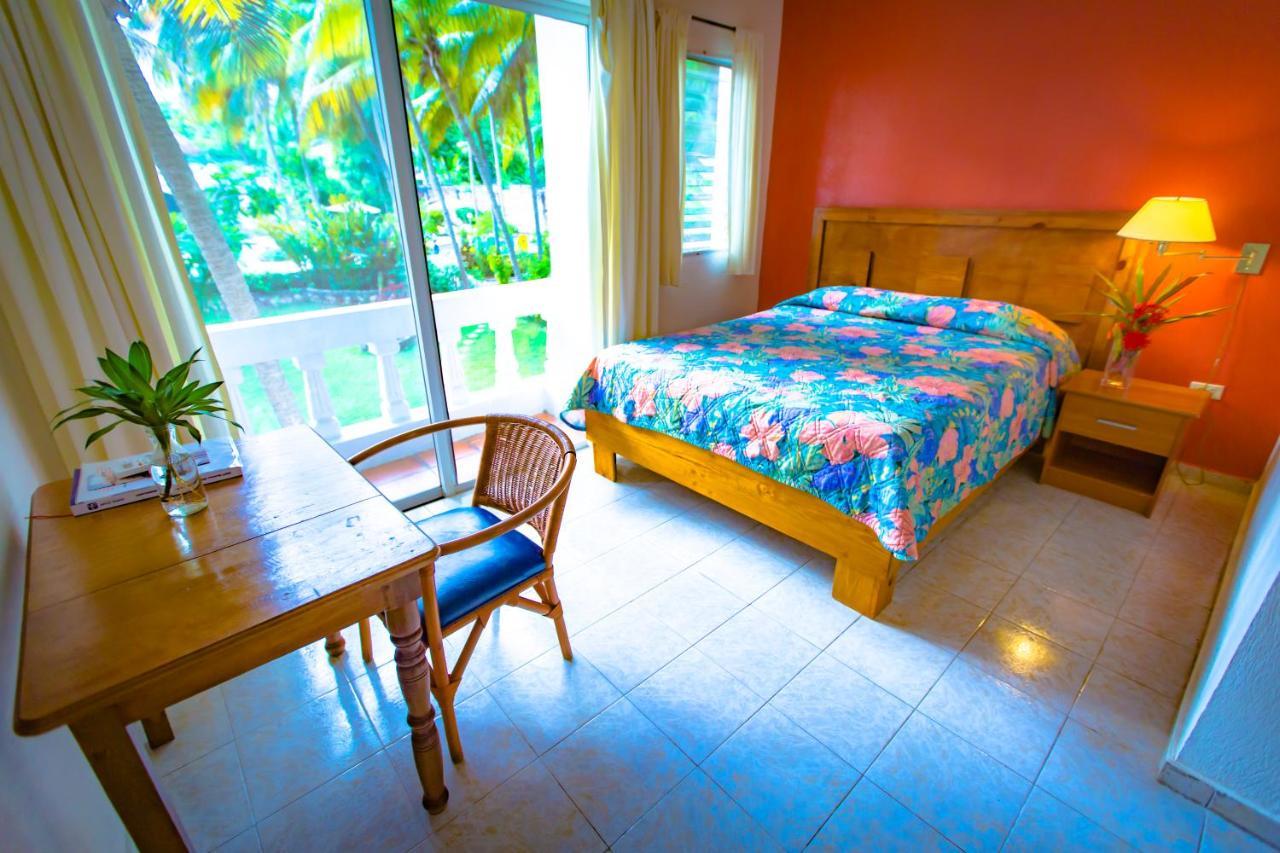 Hotel Restaurant Cyvadier Plage Жакмель Экстерьер фото