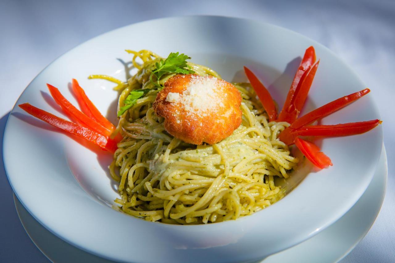 Hotel Restaurant Cyvadier Plage Жакмель Экстерьер фото