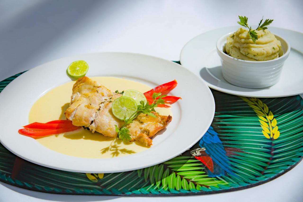 Hotel Restaurant Cyvadier Plage Жакмель Экстерьер фото