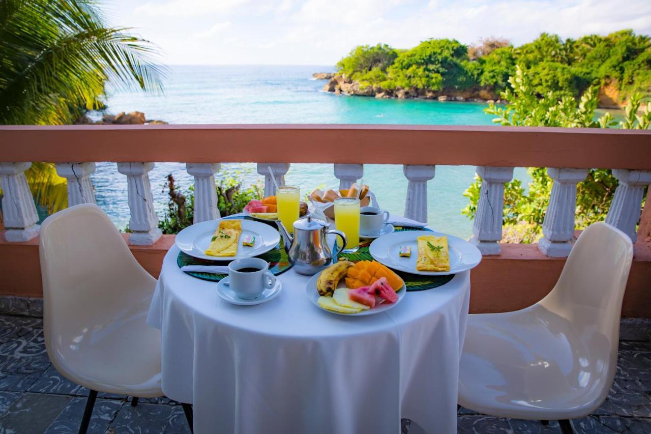Hotel Restaurant Cyvadier Plage Жакмель Экстерьер фото